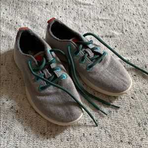 Allbirds Wool Runner Shoes, size 8